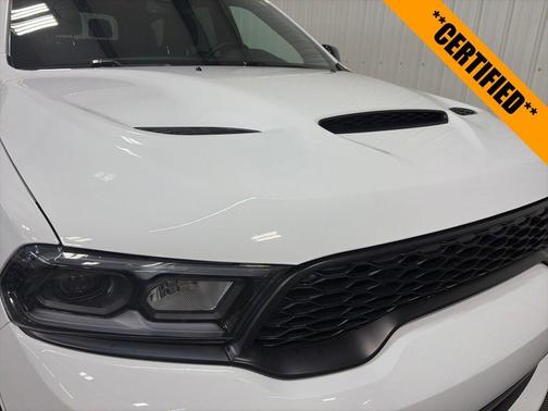 White Knuckle Clearcoat 2023 Dodge Durango R/T