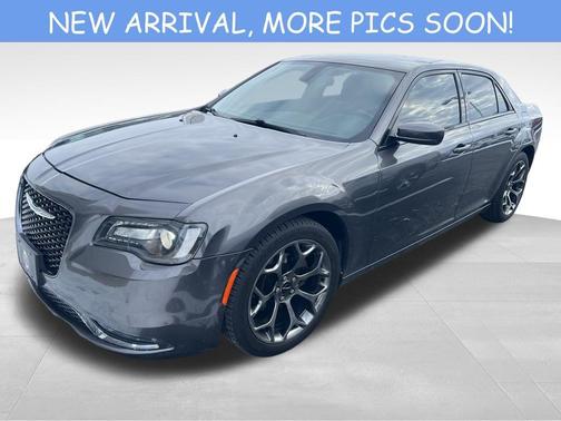 2018 Chrysler 300 S