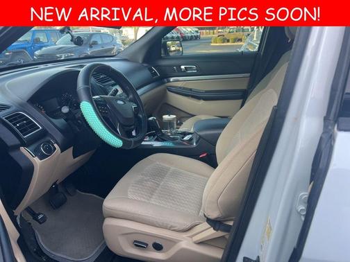 2017 Ford Explorer Base