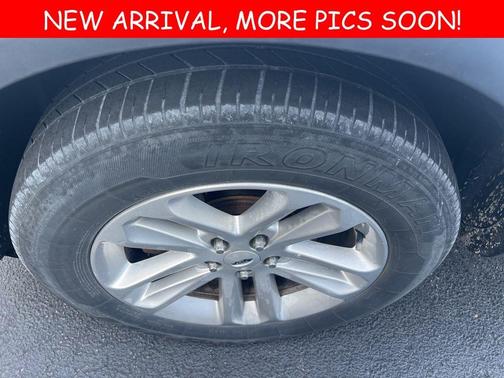 2017 Ford Explorer Base