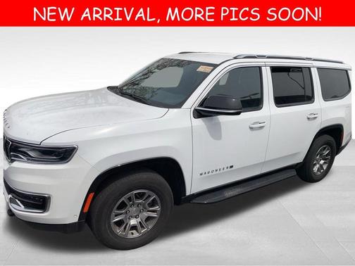 2023 Jeep Wagoneer Base