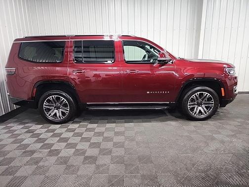 2022 Jeep Wagoneer Series III