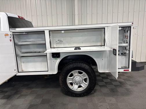 Bright White Clearcoat 2024 RAM 2500 Tradesman