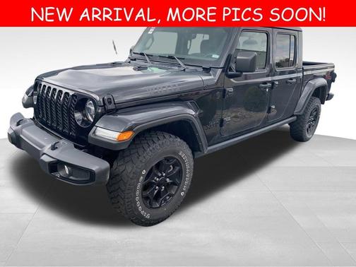 2021 Jeep Gladiator Sport