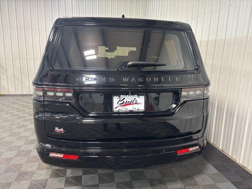 2022 Jeep Grand Wagoneer Series II