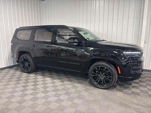 2022 Jeep Grand Wagoneer Series II