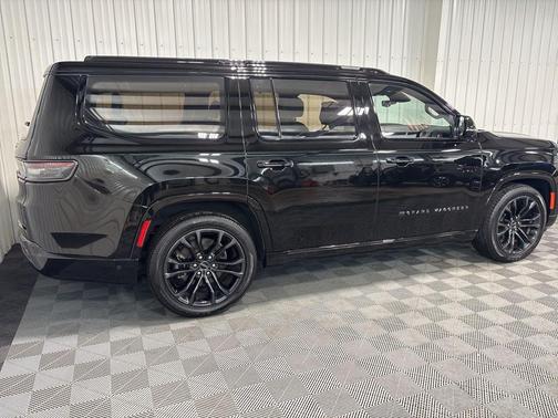 2022 Jeep Grand Wagoneer Series II