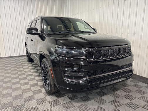 2022 Jeep Grand Wagoneer Series II