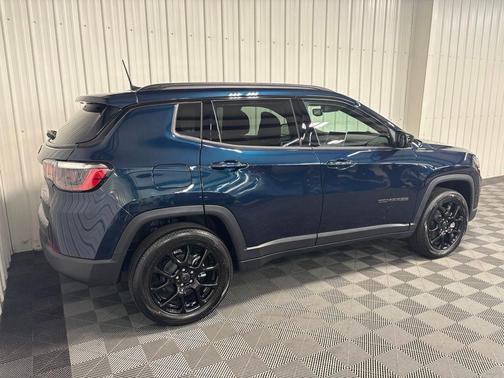 Fathom Blue Pearlcoat 2026 Jeep Compass Latitude