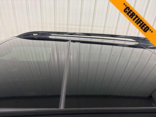 Granite Crystal Clearcoat Metallic 2022 Jeep Cherokee Limited