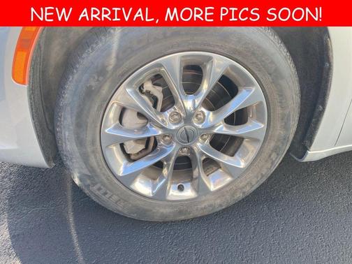 2022 Chrysler Pacifica Touring-L