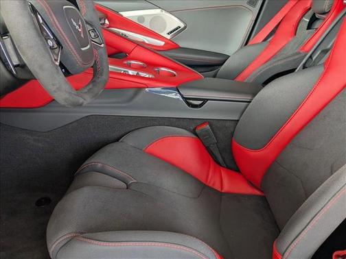 2026 Chevrolet Corvette Stingray w/2LT