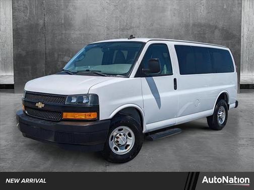 2019 Chevrolet Express 2500 LS