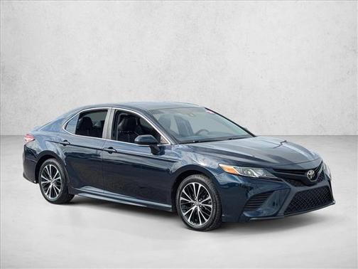 Galactic Aqua Mica 2018 Toyota Camry SE