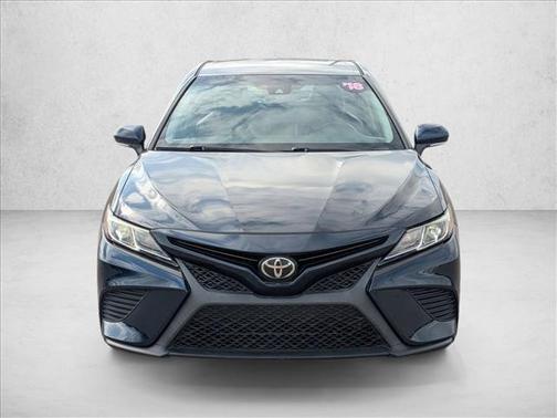 Galactic Aqua Mica 2018 Toyota Camry SE