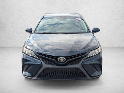 Galactic Aqua Mica 2018 Toyota Camry SE