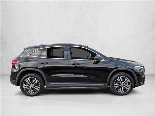 Night Black 2025 Mercedes-Benz GLA 250 4MATIC