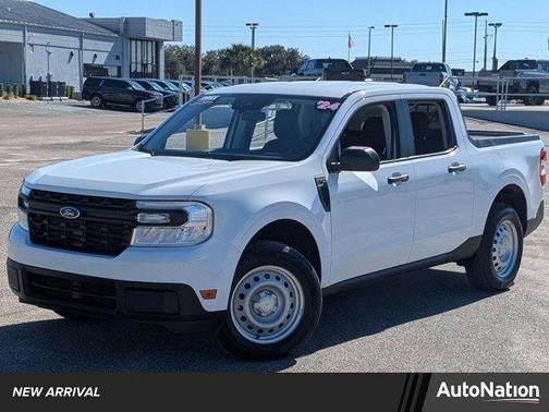 2024 Ford Maverick XL