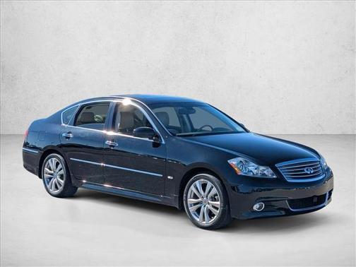 2010 INFINITI M35 Base