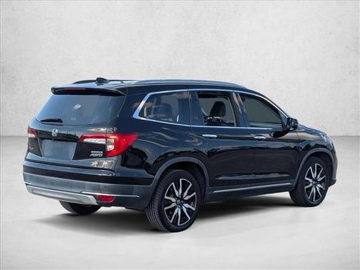 2020 Honda Pilot Touring 8-Passenger