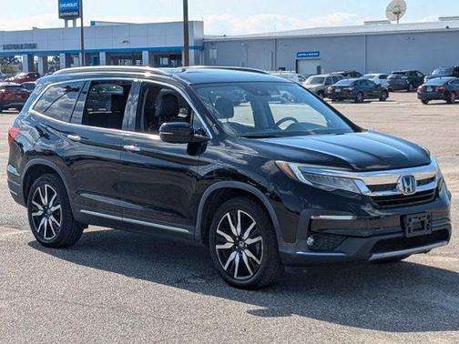 2020 Honda Pilot Touring 8-Passenger