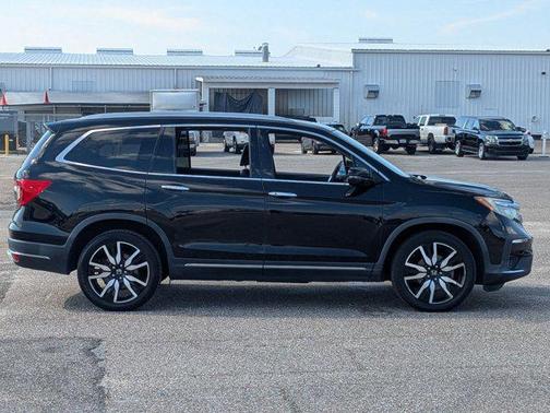 2020 Honda Pilot Touring 8-Passenger