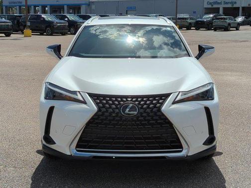 Eminent White Pearl 2024 Lexus UX 250h Base