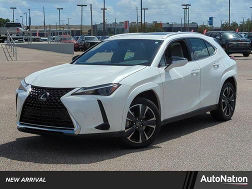 Eminent White Pearl 2024 Lexus UX 250h Base