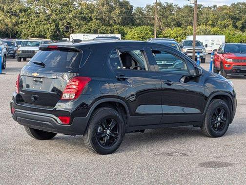 2022 Chevrolet Trax LS