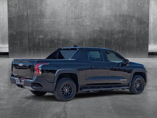 2025 Chevrolet Silverado EV LT