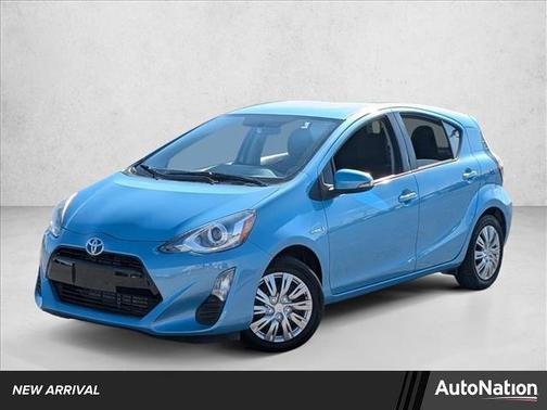 2016 Toyota Prius c Two