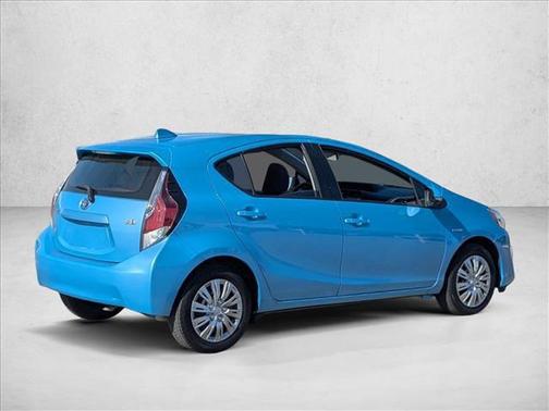 2016 Toyota Prius c Two