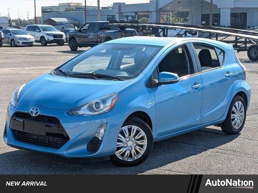 2016 Toyota Prius c Two