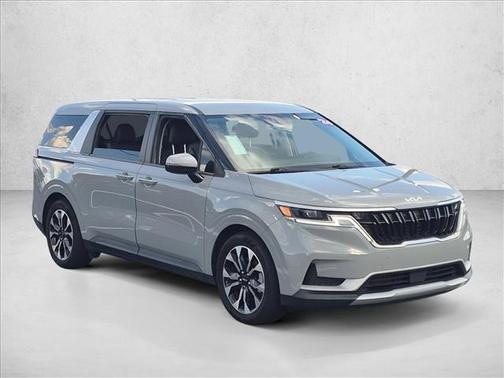 Ceramic Silver 2024 Kia Carnival EX