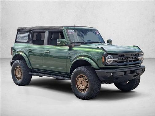 2024 Ford Bronco Outer Banks