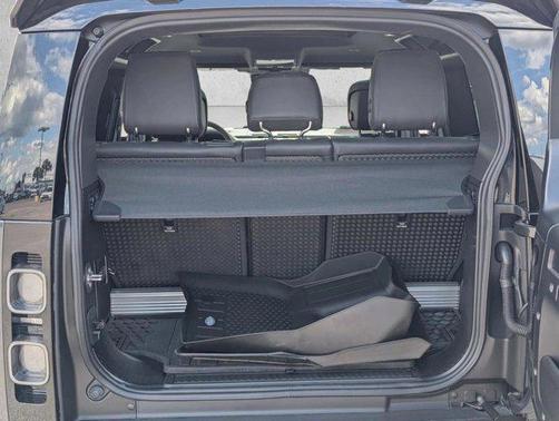 Carpathian Grey Premium Metallic 2024 Land Rover Defender V8