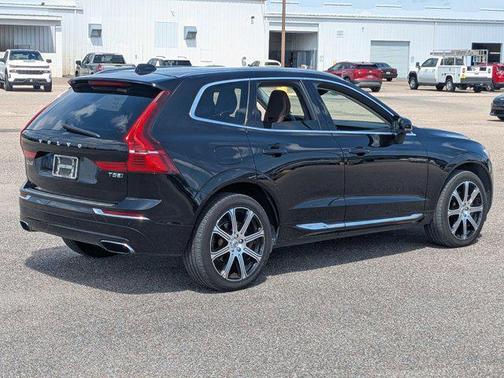 Onyx Black Metallic 2020 Volvo XC60 T5 Inscription