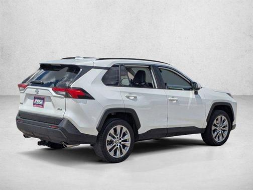 Wind Chill Pearl 2023 Toyota RAV4 XLE Premium
