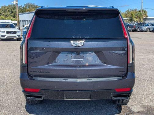 2022 Cadillac Escalade ESV Sport Platinum