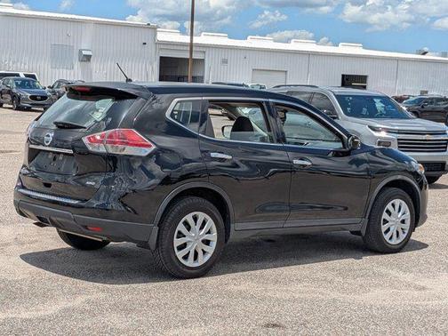 2015 Nissan Rogue S