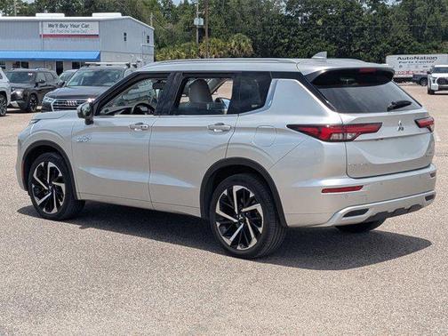 Silver/Gray 2023 Mitsubishi Outlander PHEV SEL