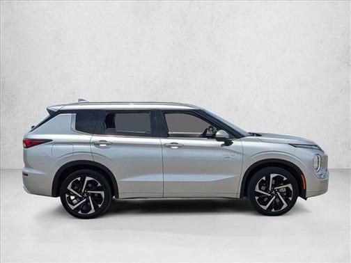 Silver/Gray 2023 Mitsubishi Outlander PHEV SEL