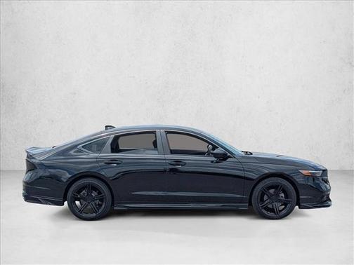 Crystal Black Pearl 2024 Honda Accord LX 1.5T