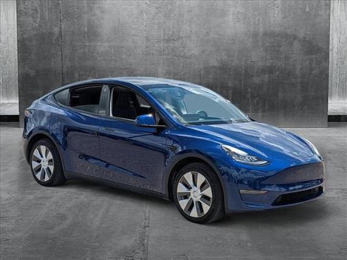 2023 Tesla Model Y Long Range Dual Motor All-Wheel Drive