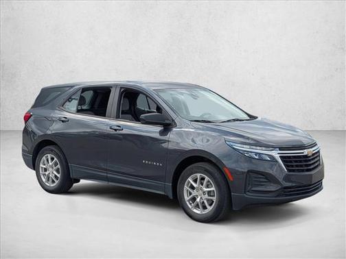 Iron Gray Metallic 2022 Chevrolet Equinox LS