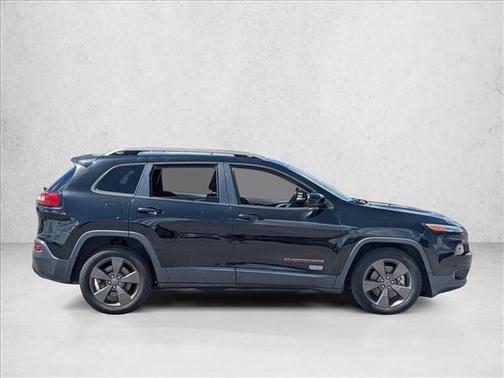 Diamond Black Crystal Pearlcoat 2017 Jeep Cherokee 75th Anniversary Edition FWD