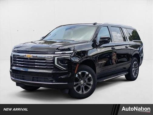 2025 Chevrolet Suburban LT