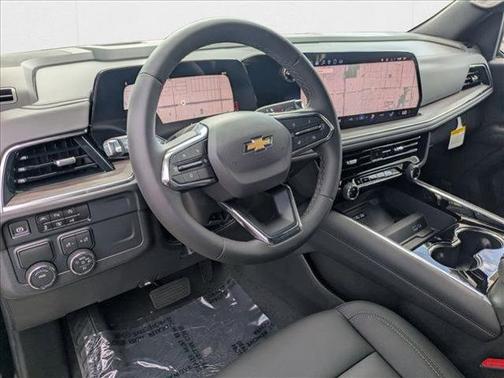 2025 Chevrolet Suburban LT