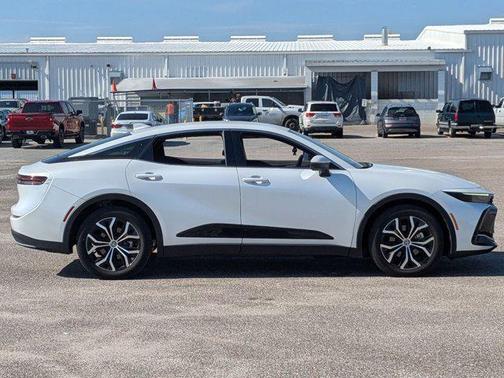 2024 Toyota Crown XLE