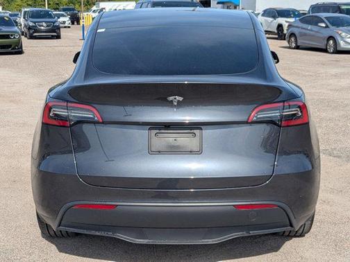 2025 Tesla Model Y Long Range Dual Motor Rear-Wheel Drive